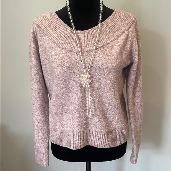 Women's light purple Sweater - Picture 1 of 2